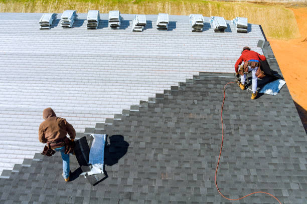 Best Metal Roofing Installation  in Lla Lla East, WA